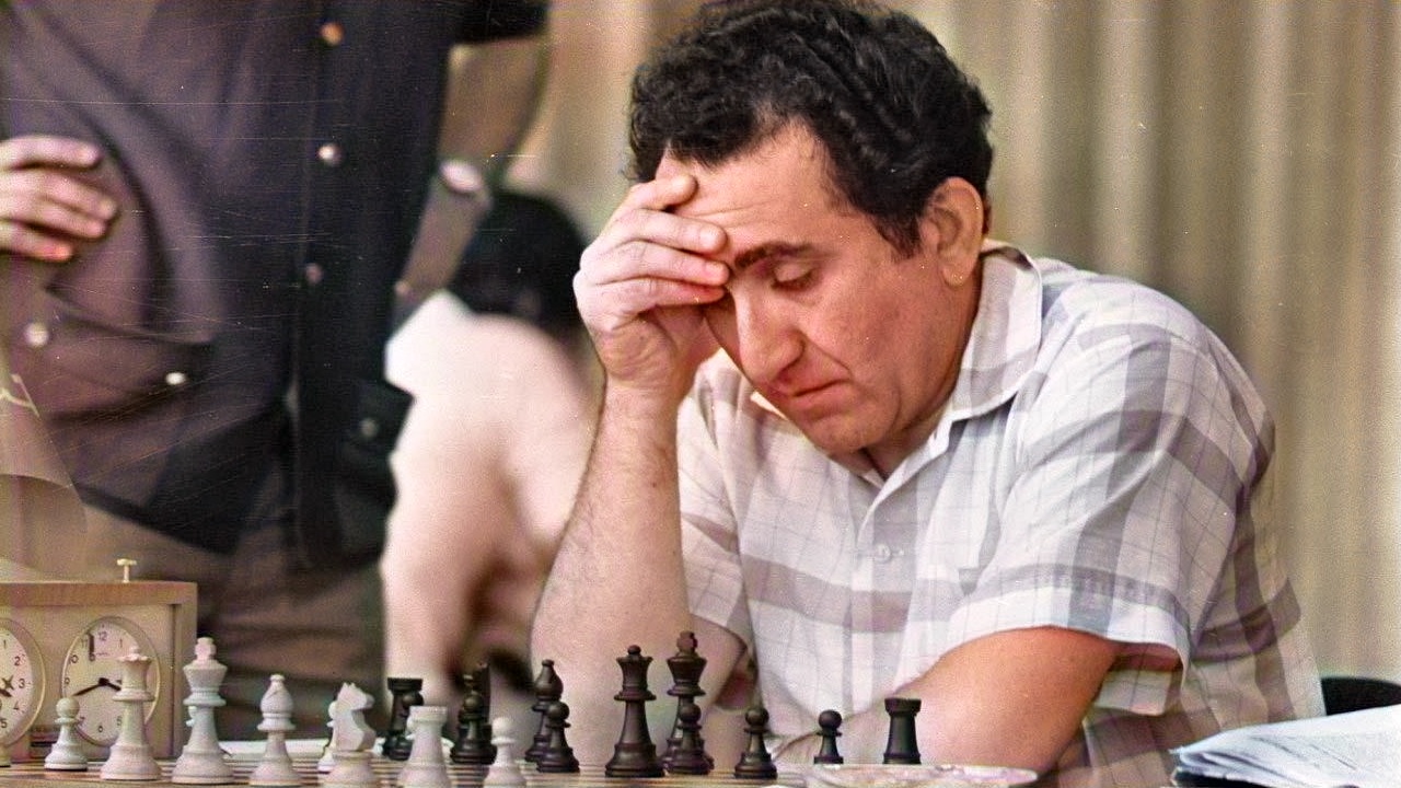 Tigran Petrosian
